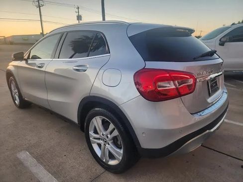 Used 2019 Mercedes-Benz GLA 250 4MATIC image 6