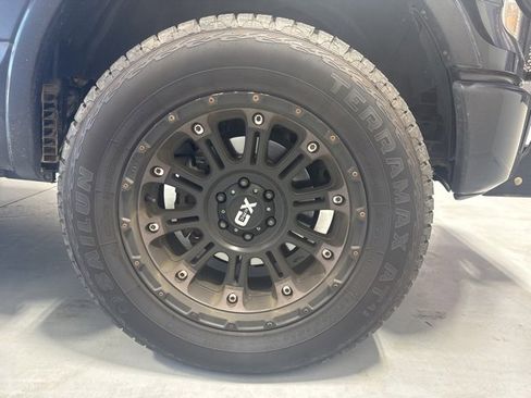 Used 2016 Ford F150 Lariat image 4