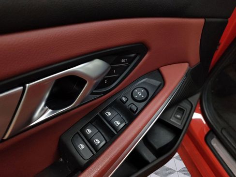 Used 2023 BMW 330i Sedan w/ Premium Package image 12