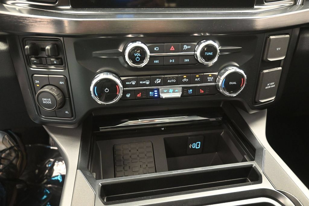 New 2026 Ford F350 Lariat w/ Lariat Premium Package AWD/4WD image 9