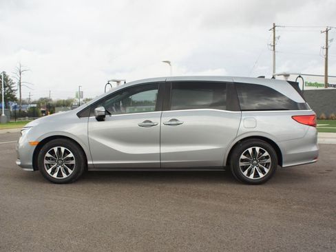 Used 2021 Honda Odyssey EX-L image 13