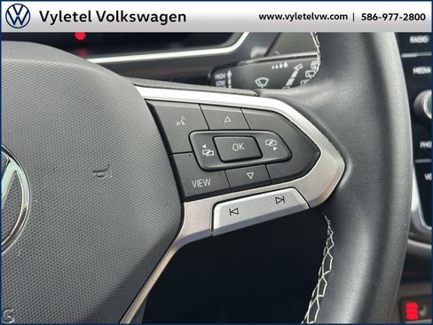 Certified 2022 Volkswagen Tiguan SE image 25