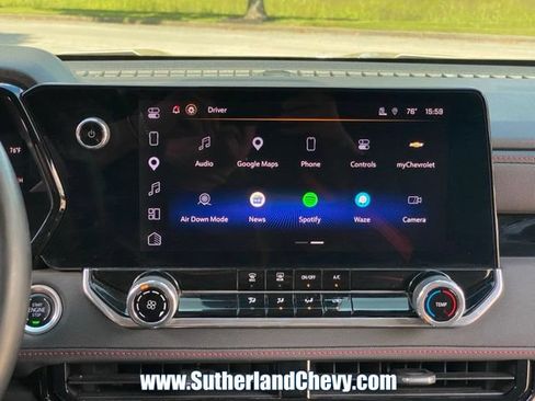 Used 2024 Chevrolet Colorado Z71 w/ LPO, Dark Essentials Package AWD/4WD image 30