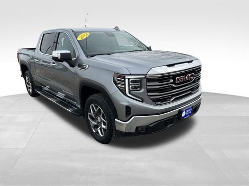 Used 2023 GMC Sierra 1500 SLT w/ SLT Premium Package image 9