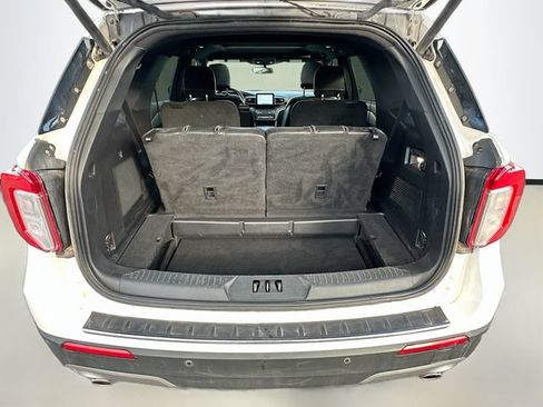 Used 2020 Ford Explorer Limited AWD/4WD image 30