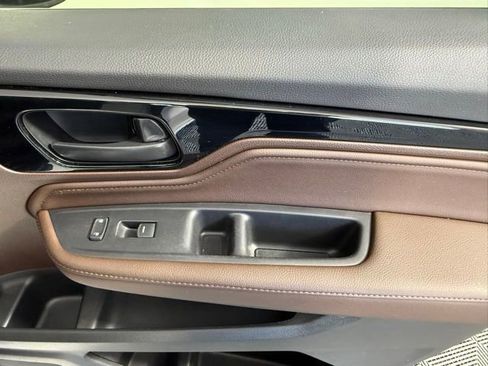 Used 2025 Honda Odyssey Touring image 50