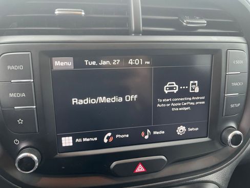 Used 2025 Kia Soul LX w/ LX Technology Package image 20