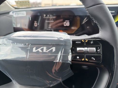 New 2026 Kia Sorento S AWD/4WD image 22
