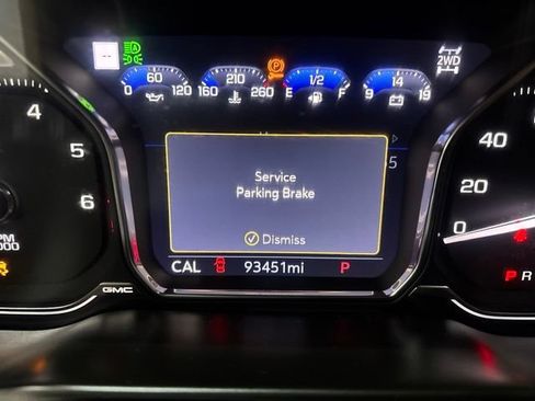 Used 2021 GMC Sierra 1500 Denali w/ Technology Package AWD/4WD image 24