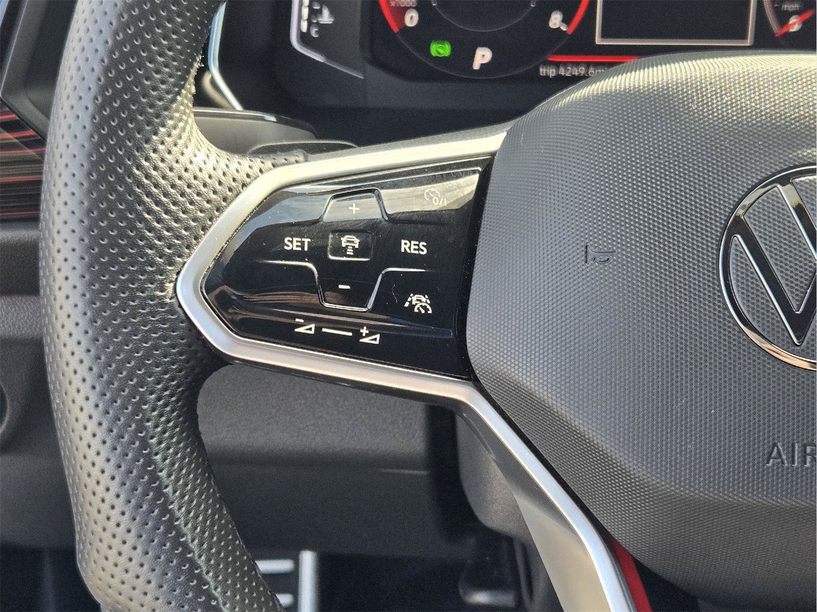 Used 2022 Volkswagen Jetta GLI Autobahn FWD image 27