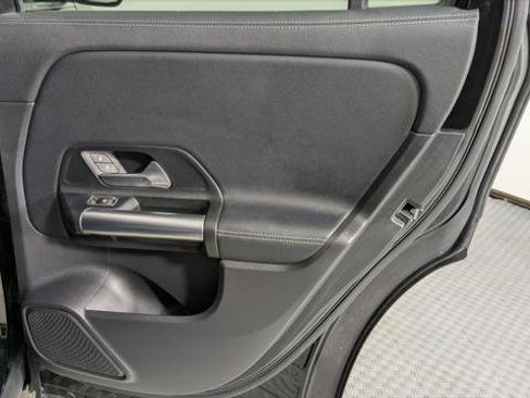 Used 2021 Mercedes-Benz GLA 250 image 19