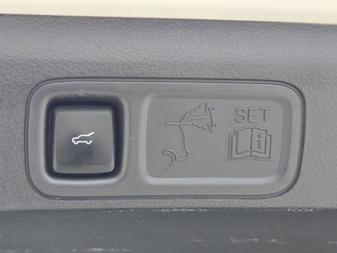Used 2024 Ford Expedition Max Limited RWD image 14