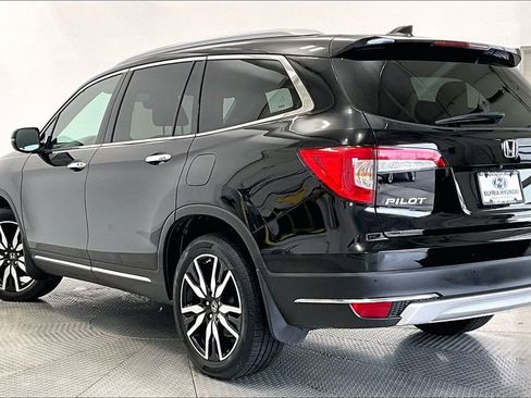 Used 2021 Honda Pilot Touring image 12