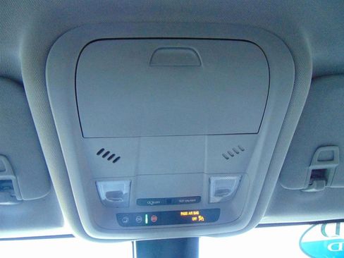 Used 2022 Chevrolet Equinox LT AWD/4WD image 28