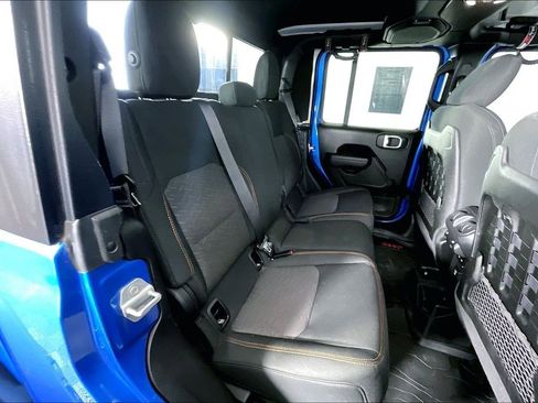 Used 2022 Jeep Gladiator Mojave w/ Trailer Tow Package image 37