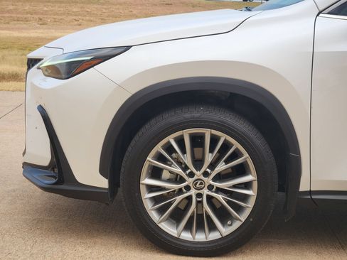 Used 2023 Lexus NX 350h AWD w/ Towing Package (2000 Lbs) image 13