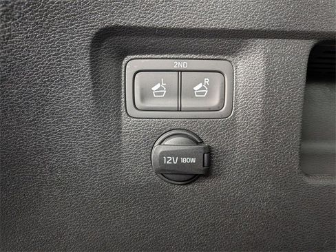 Used 2025 Kia Telluride S image 31