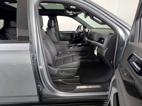 New 2026 Chevrolet Suburban RST w/ Comfort Package image 10