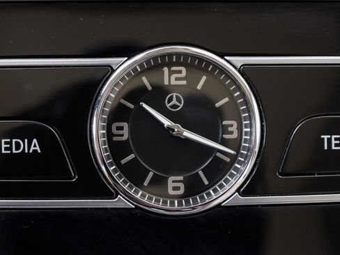 Used 2017 Mercedes-Benz E 300 image 31