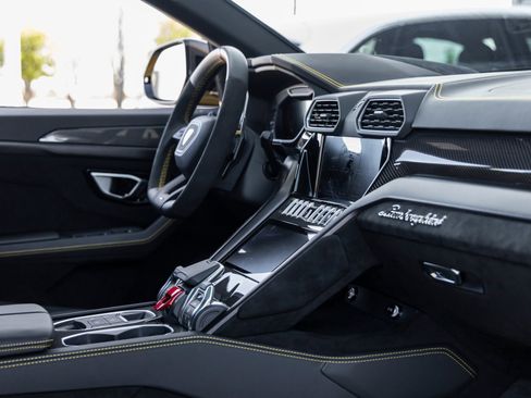 Used 2024 Lamborghini Urus Performante image 52
