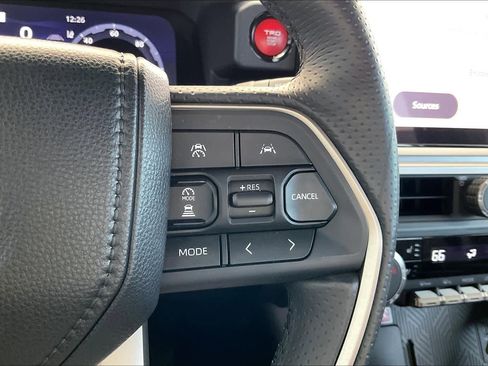 Used 2026 Toyota 4Runner TRD Off-Road Premium AWD/4WD image 24