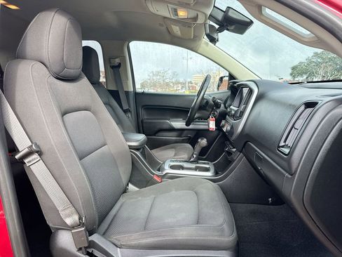 Used 2020 Chevrolet Colorado LT w/ Safety Package image 31