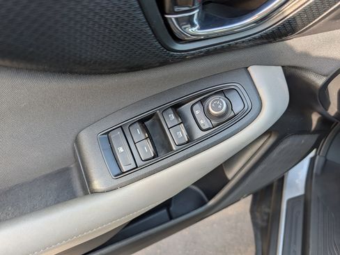 Used 2023 Subaru Outback Premium AWD/4WD image 19