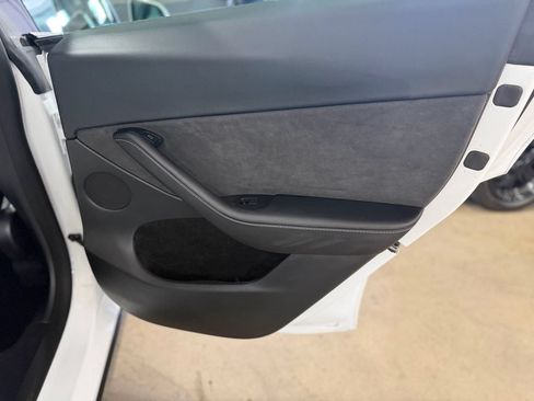 Used 2023 Tesla Model Y Long Range AWD/4WD image 20
