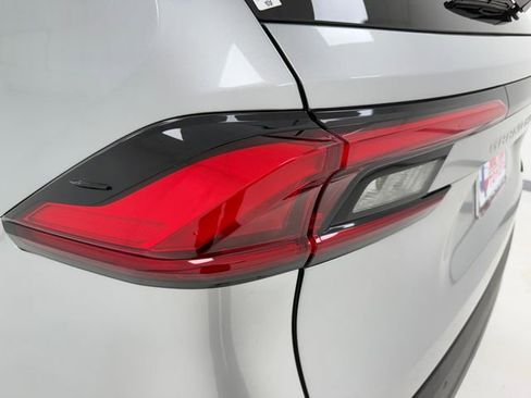 Used 2024 Toyota Grand Highlander FWD image 36