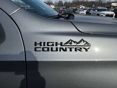 Used 2023 Chevrolet Tahoe High Country image 11