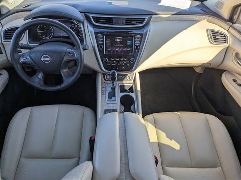 Used 2024 Nissan Murano SL image 17