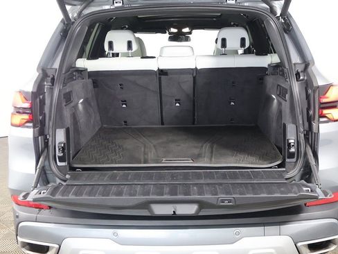 Used 2024 BMW X5 xDrive40i w/ Parking Assistance Package image 17