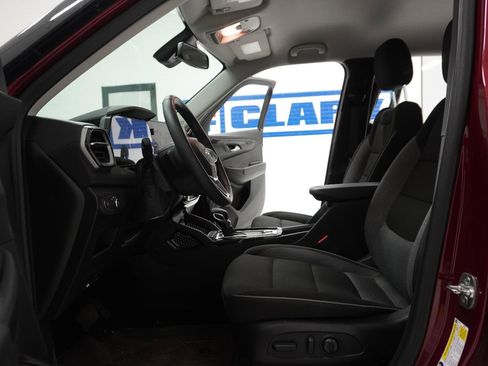 Used 2025 Chevrolet TrailBlazer LT w/ Convenience Package image 16