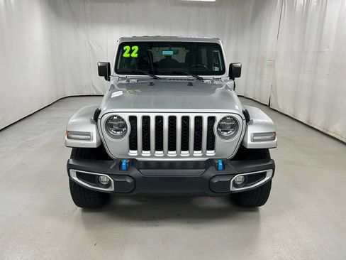 Used 2022 Jeep Wrangler Unlimited Sahara AWD/4WD image 4