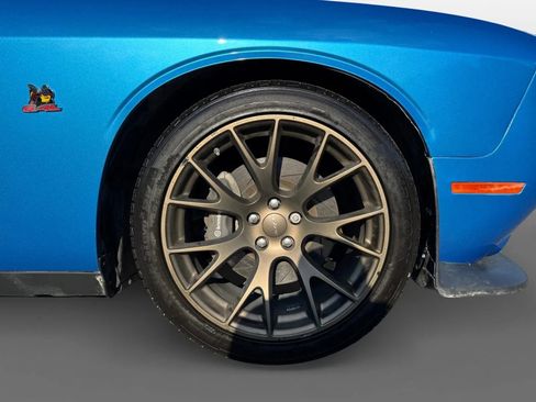 Used 2016 Dodge Challenger R/T Scat Pack RWD image 23