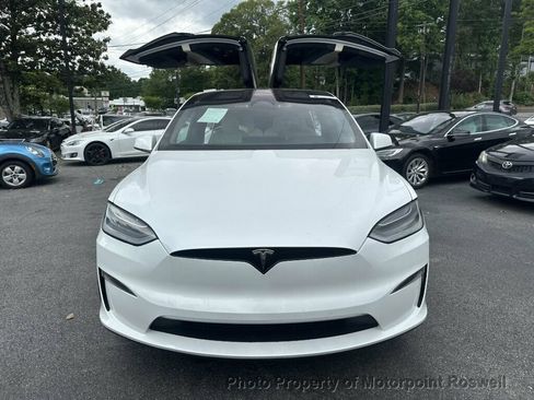 Used 2023 Tesla Model X AWD/4WD image 9