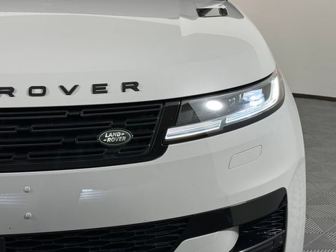 Used 2023 Land Rover Range Rover Sport SE Dynamic image 20