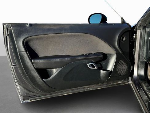 Used 2018 Dodge Challenger SXT image 17