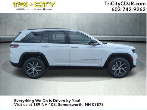 New 2025 Jeep Grand Cherokee Limited w/ Trailer Tow Package image 6