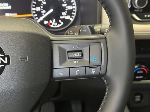 Used 2026 Nissan Rogue Dark Armor AWD/4WD image 24
