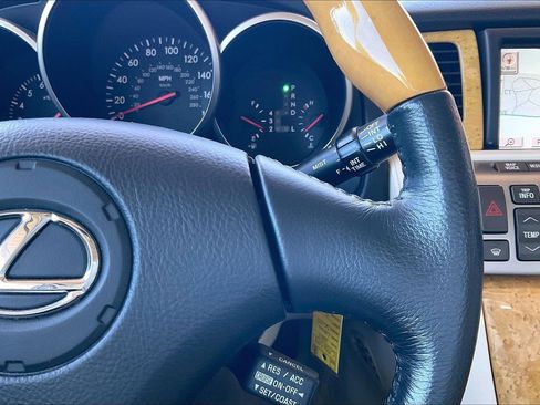 Used 2003 Lexus SC 430 Convertible RWD image 11