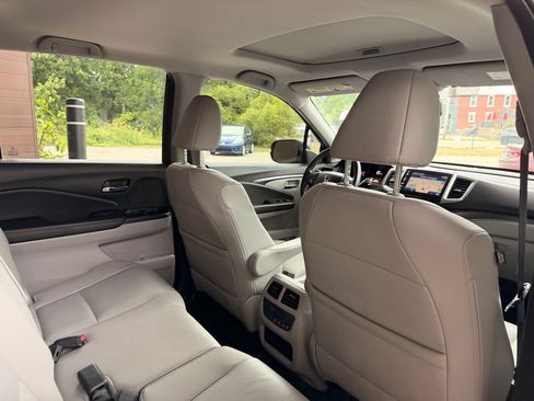 Used 2017 Honda Pilot EX-L image 15
