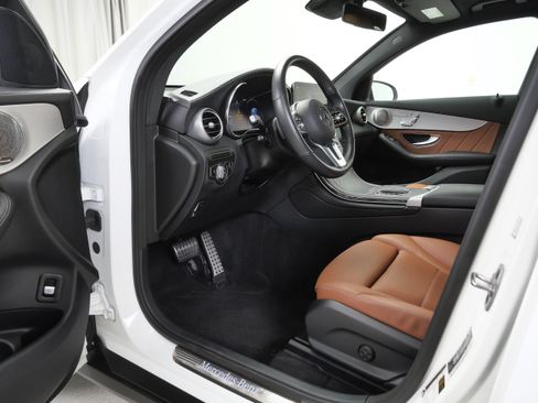 Certified 2023 Mercedes-Benz GLC 300 4MATIC Coupe image 14