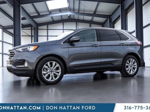 Certified 2024 Ford Edge Titanium AWD/4WD image 2
