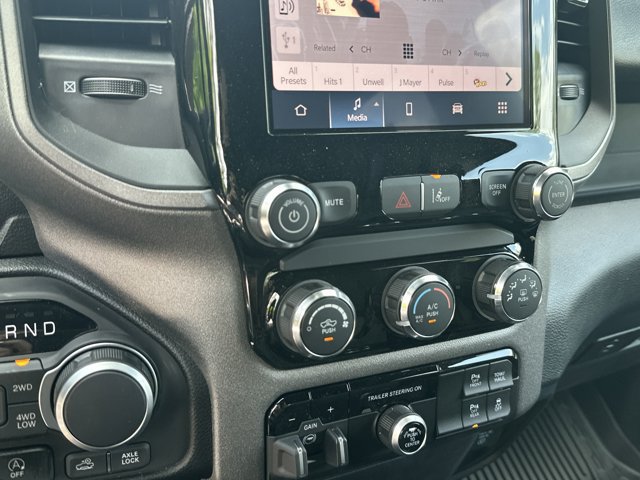 New 2026 RAM 1500 Warlock AWD/4WD image 27