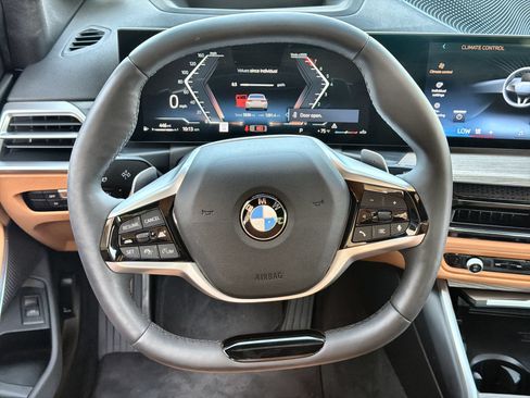 Used 2025 BMW 330i xDrive Sedan AWD/4WD image 14