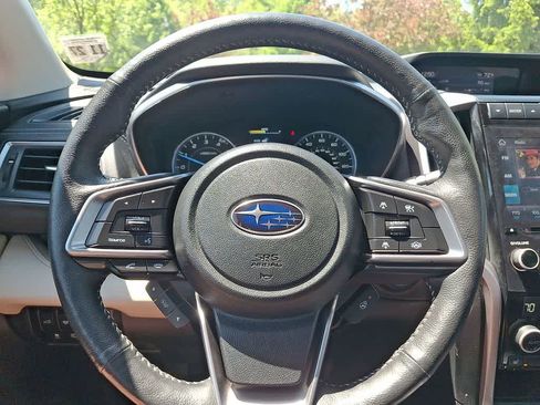 Used 2022 Subaru Ascent Limited w/ Technology Package AWD/4WD image 16