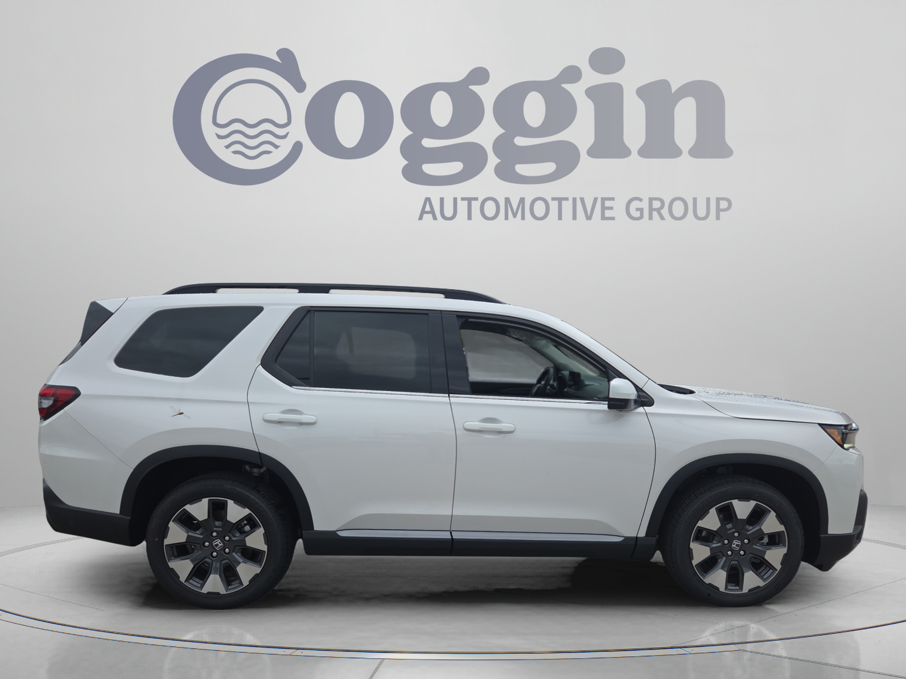 New 2026 Honda Pilot Touring image 6