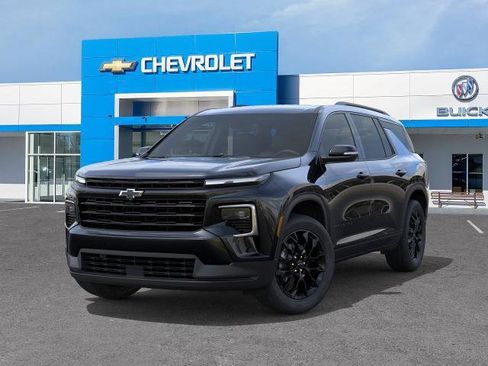 New 2026 Chevrolet Traverse LT w/ Midnight/Sport Edition AWD/4WD image 35