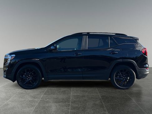 Used 2023 GMC Terrain SLE w/ Driver Convenience Package AWD/4WD image 5